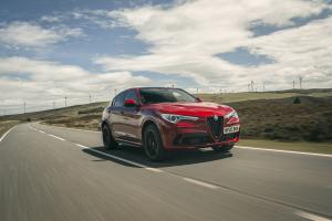 Alfa Romeo Stelvio Quadrifoglio 2020 года  (UK)